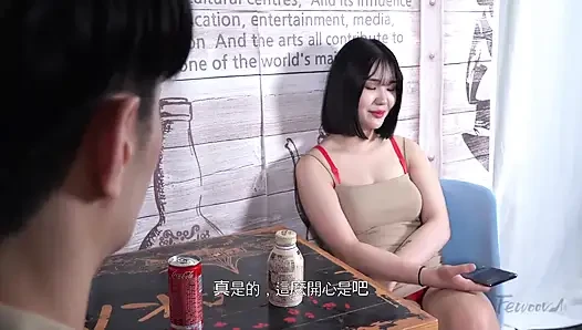 Seks seksi dari kakak perempuan yang penuh nafsu dan pria berhati murni