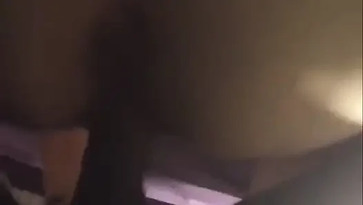 Dünne weiße Rothaarige MILF Lotus Queeen nimmt bbc-backshots - altes Video 2018