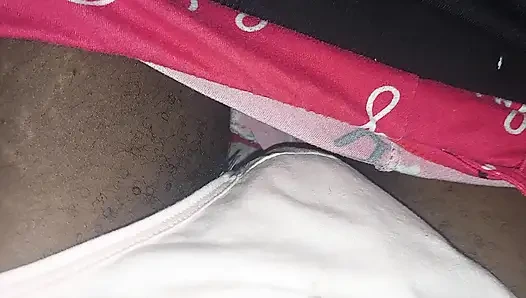 Porno izlerken boşalmamı izle