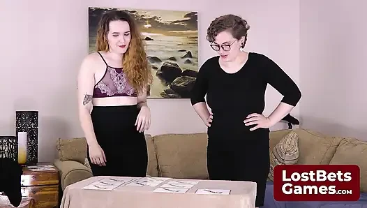 Gracie and Roxy compete in Strip Memory game