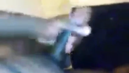 sadece okşayarak