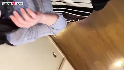 Раскрыто домашнее посещение без цензуры. Знакомая стройная замужняя красотка во время отсутствия мужа