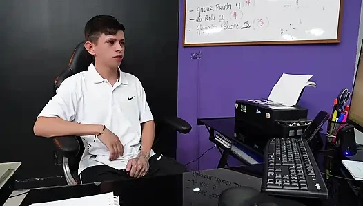 To keep my job at home, I ended up fucking the boss's ass in the office