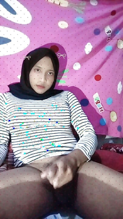 Hijab Is A Beautiful Girl Who Wants To Be Naked