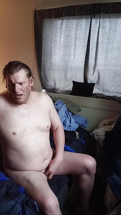 Lee Przybylowicz prematurely cums without getting hard