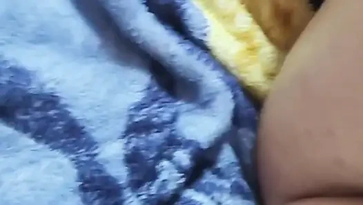 Новое марокканского секс-видео, что она предложила себя своему парню в доме ее мужа.