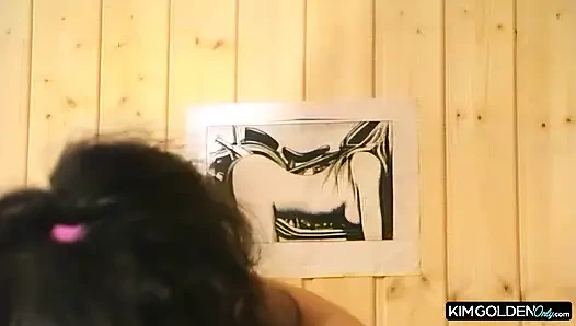 Leidenschaftliche Sauna-Penetration mit geilem Paar