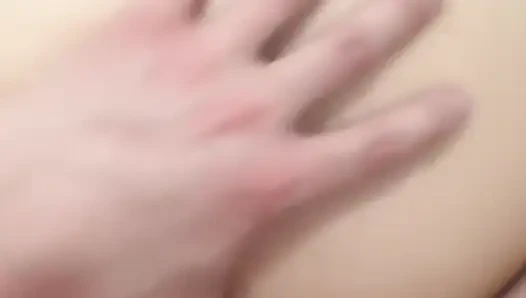 Enge Muschi Wird Von Einem Schwanz in Der Badewanne Aufspießt