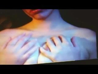 애슐리 S. 그녀의 가슴을 핥다