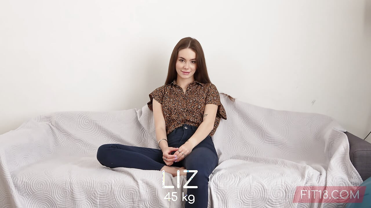 Liz ocean - 99lbs - si rambut cokelat Hungaria dengan tubuh langsing dan kurus dicrot di dalam - pov