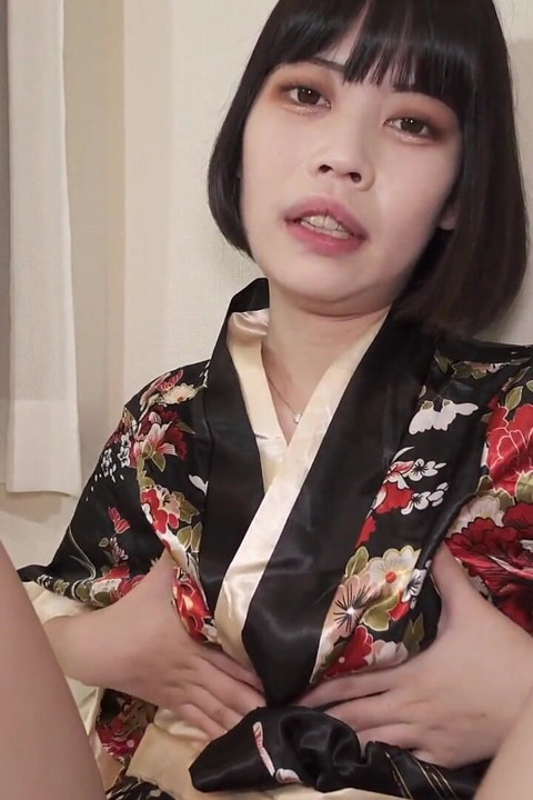 Asian Beauty Masturbation