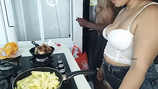 Masak bareng cummy bear