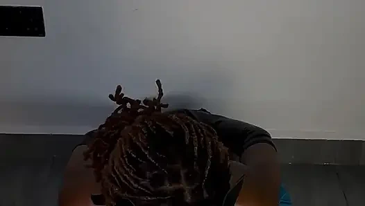 Tenggorokan cewek ini dientot habis-habisan sama yoy