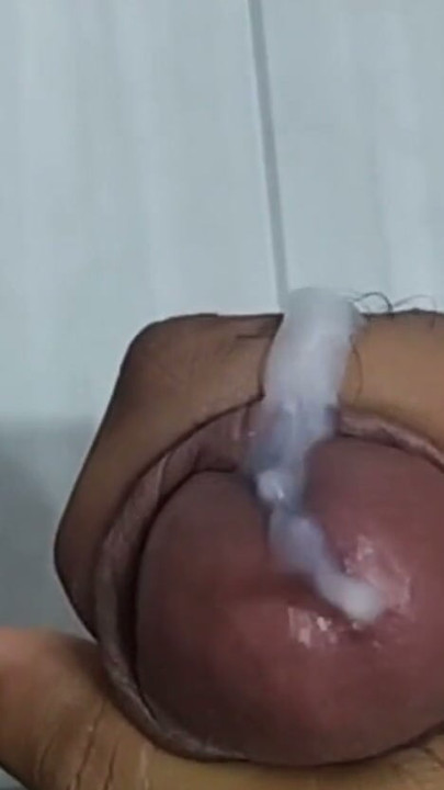 Hand job on bathroom cumout show | Clip 1