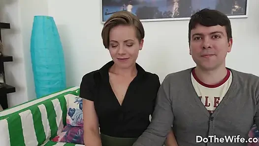 Schöne ehefrau sasha zima macht einen cuck aus ihrem ehemann