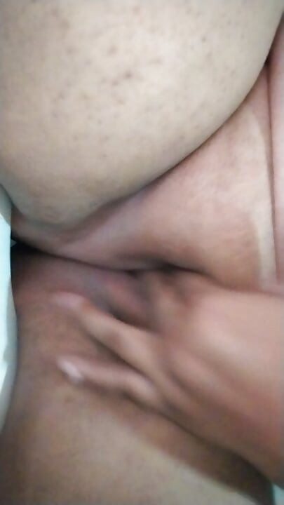 I masturbate in a public bathroom without being discovered