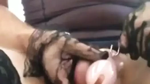 Bunu temizlemek için bir ele ihtiyacım olacak!