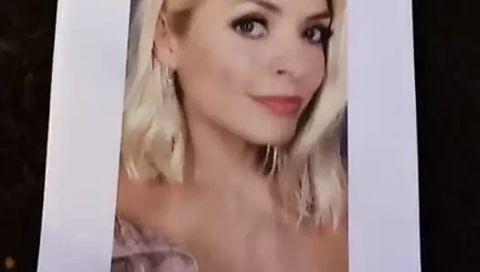 Holly Willoughby boşalıyor 100