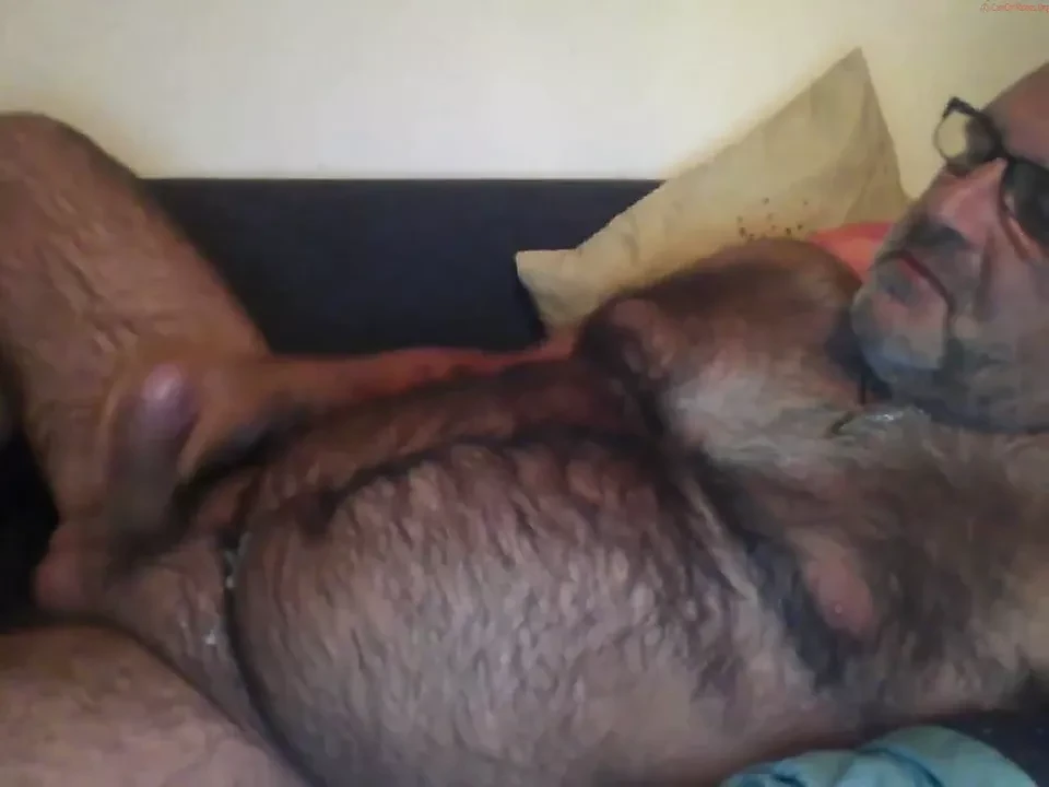 Old man daddy cum on cam 46