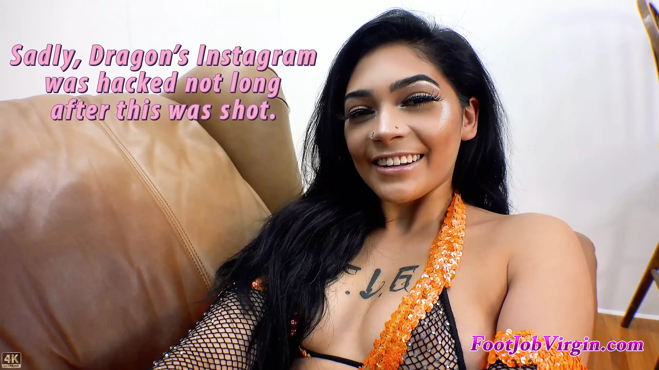 Sexy dragon shows off her beautiful feet in a short sexy sole show
