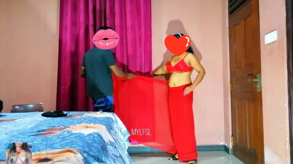 Por favor, remova meu saree vermelho e me fode com força - depois da festa