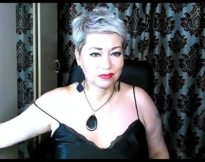 A New Working Day for a Cool Mature Bitch From Russia.!. )) (aimee Hot MILF, Aka Aimeeparadise)