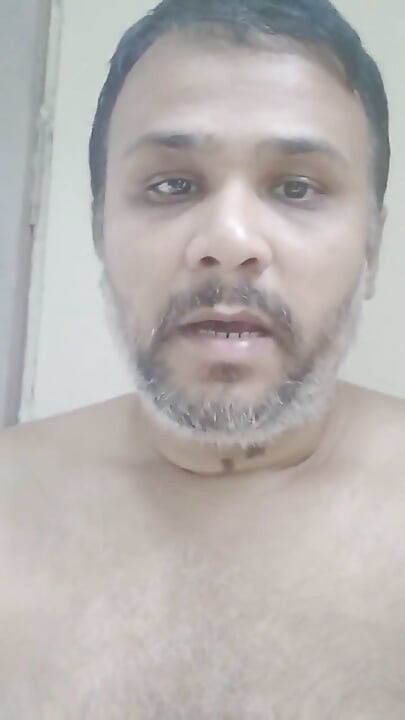 Nude Guy Fucking Horny Pussyholes for Free....