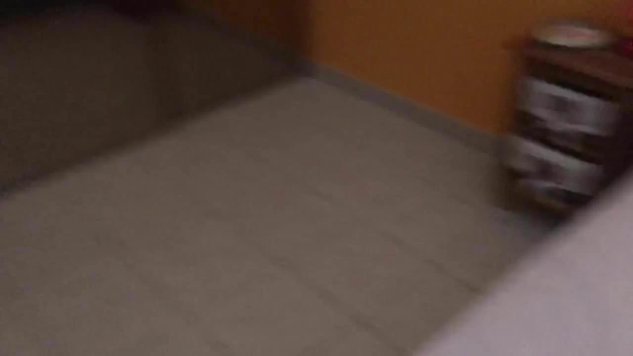 Hbi baise pendant que sa femme est partie faire les courses