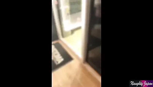 Uzaktan vibe yürüyüşü ile solgun f-cup, net kafe azdırma oyuncu oral seks bitiş anı