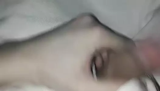 pembe şort masturbasyon yapmak