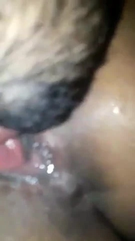 Succhia la figa di mia moglie, sconosciuto! singalese