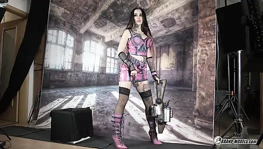 Sharlotte Thorne - 431 - Photoshoot Backstage