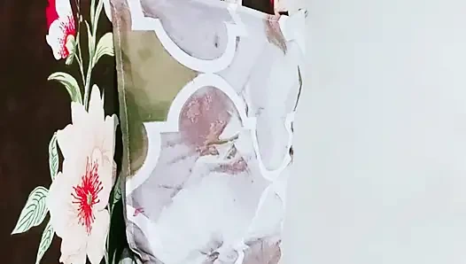 Bhoot Ne Seksi Reshmi Ko Akele Me Daraya