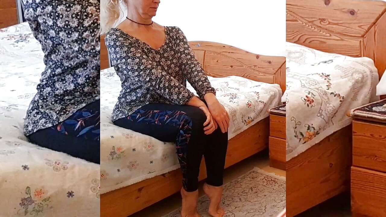 Amateur Wife Enjoys Blowjob Swallow After Walking