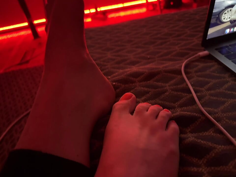 For all my feet lovers feet joi and tease
