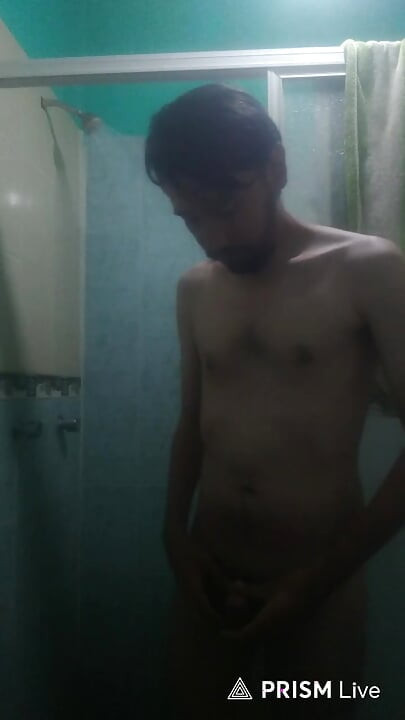 Lelaki mandi