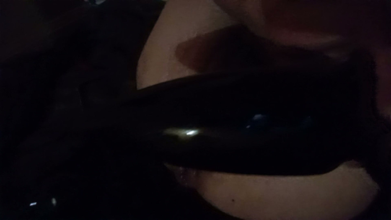 I love to women with the huge like disting.si I'm looking for a woman for serious relationship who gets aroused to me with the next to me
