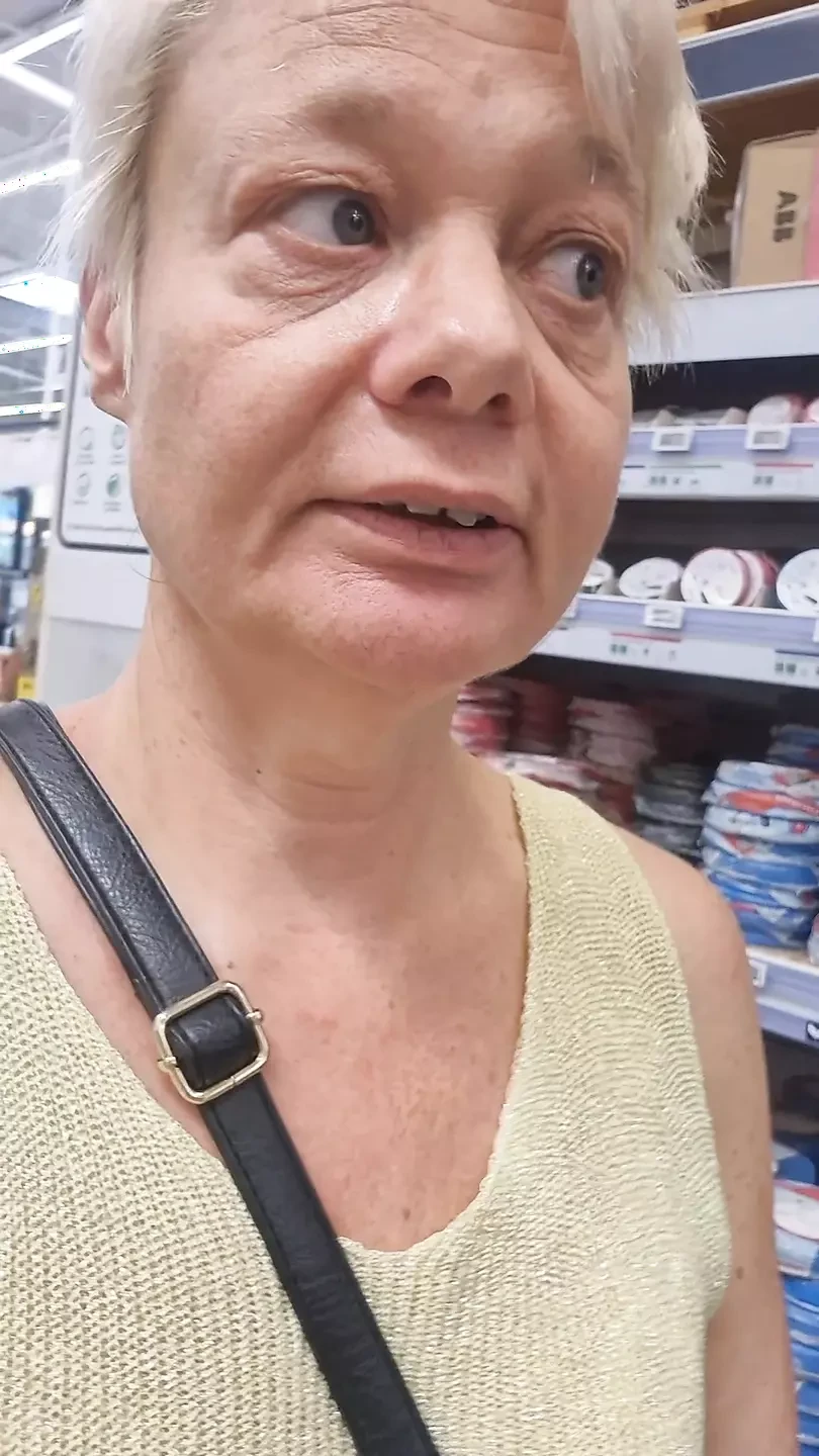Jag promenerar runt i butikerna