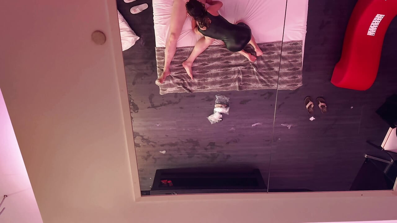 Young Girl 18+ Amateur Tries Tantra Sofa – Gets Fucked Hard on Sex Chair