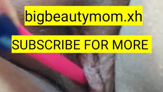 When Mom is alone at home and bored . little game . Mommy have fun. masturbating . Mommy want fuck and orgasm wet pussy
