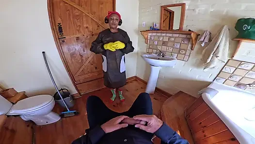 Twisted Nymphs: birthday pam, boot worshipping, petugas kebersihan rose & nyonya april adalah tamu yang tak diundang