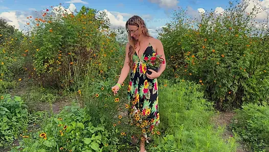 Between Flowers and Love: Passionate Sex in a Motorhome