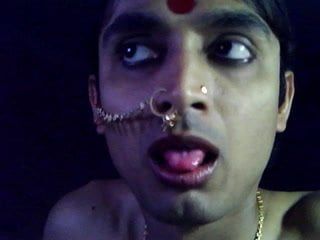 Vidéo d&#39;une trans indienne, partie 2
