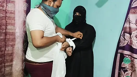 Gadis muslim berhijab lagi ngomongin tentang seks ganas