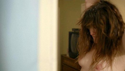 Kathryn Hahn, scena in topless su scandalplanet.com