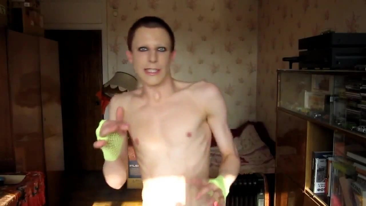 TWINK IS ALWAYS HUNGRY FOR RAW COCK