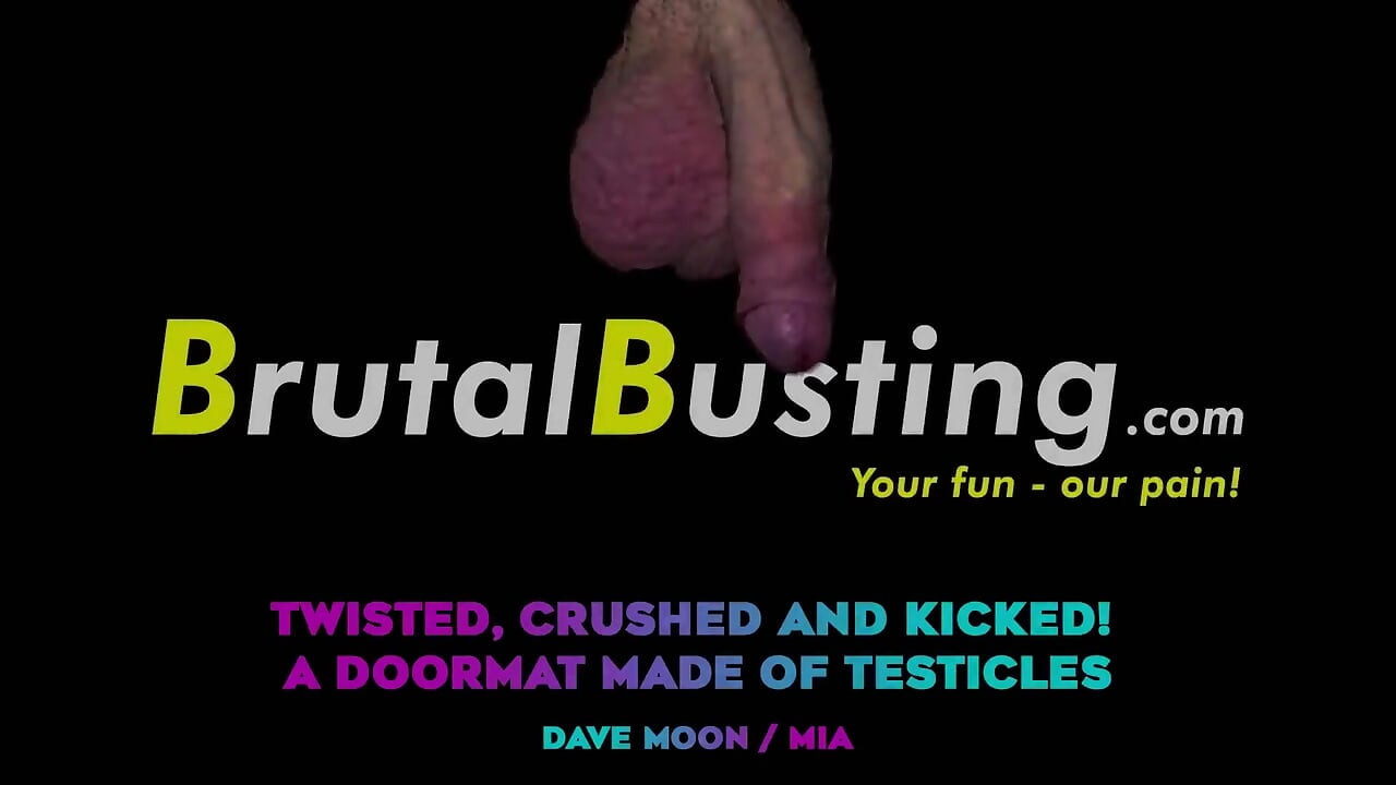 Un trampoline avec des testicules ! Tordu, écrasé et botté ! Destruction sadique de ses organes génitaux sans valeur ! -Dave Moon - Mia - Bbusting