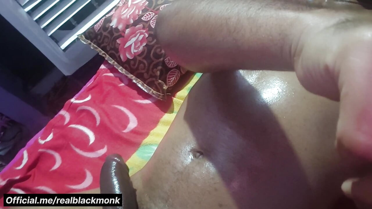 Hot Shemale massaging worshipping Big Dick