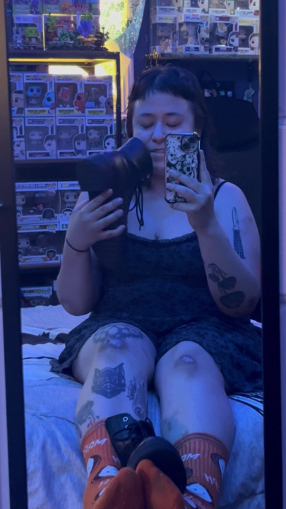 asian latina stinky socks