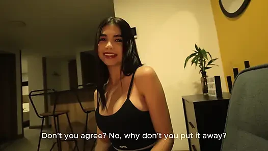 Kolombiyalı üvey kız kardeşim beni fotoğraflarına mastürbasyon yaparken yakaladı ve sonunda beni ham sikiyor! Manuela Vae - Papuchizz